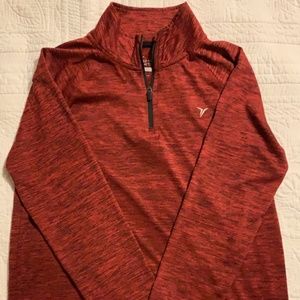 Old Navy Active Go-dry pullover